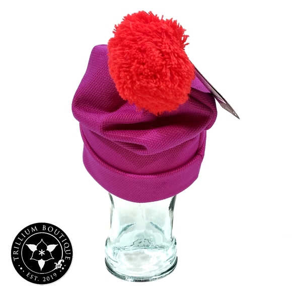 NIKE Kids Bright Crimson Pom Beanie Size 7/16 - Picture 4 of 6